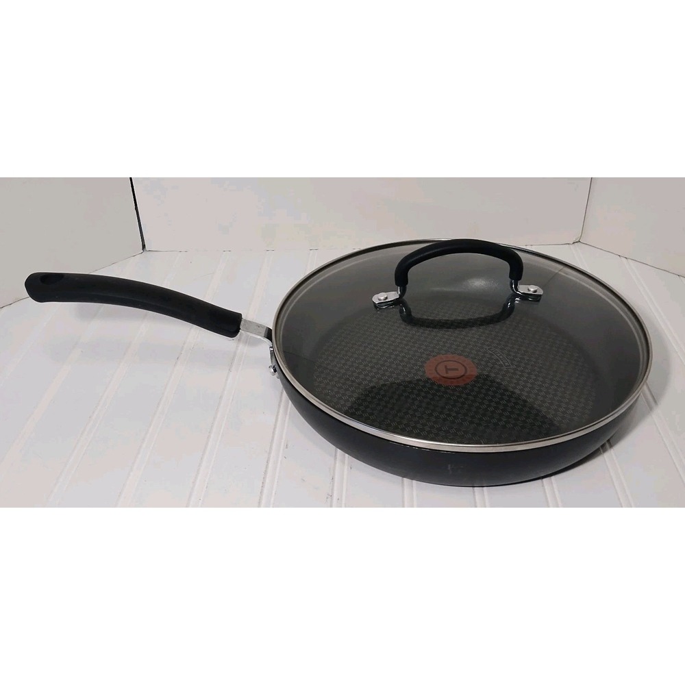 T-FAL 12" Titanium Cooking Skillet Frying Pan with Glass Lid Cover Non Stick